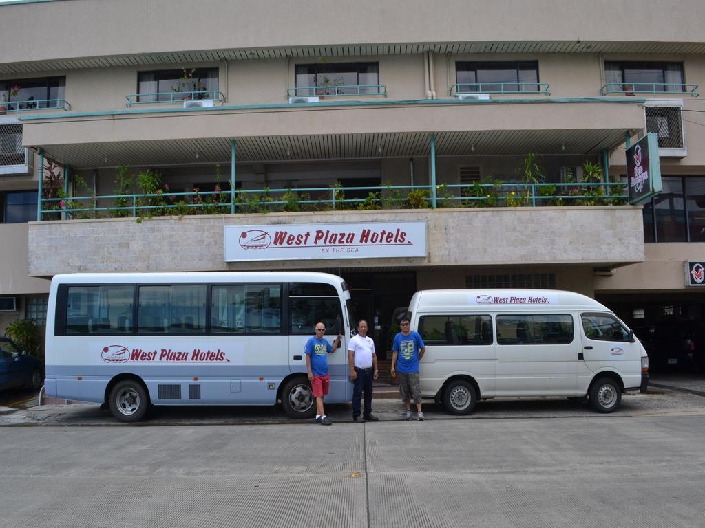 Hotel West Plaza Desekel Koror Esterno foto